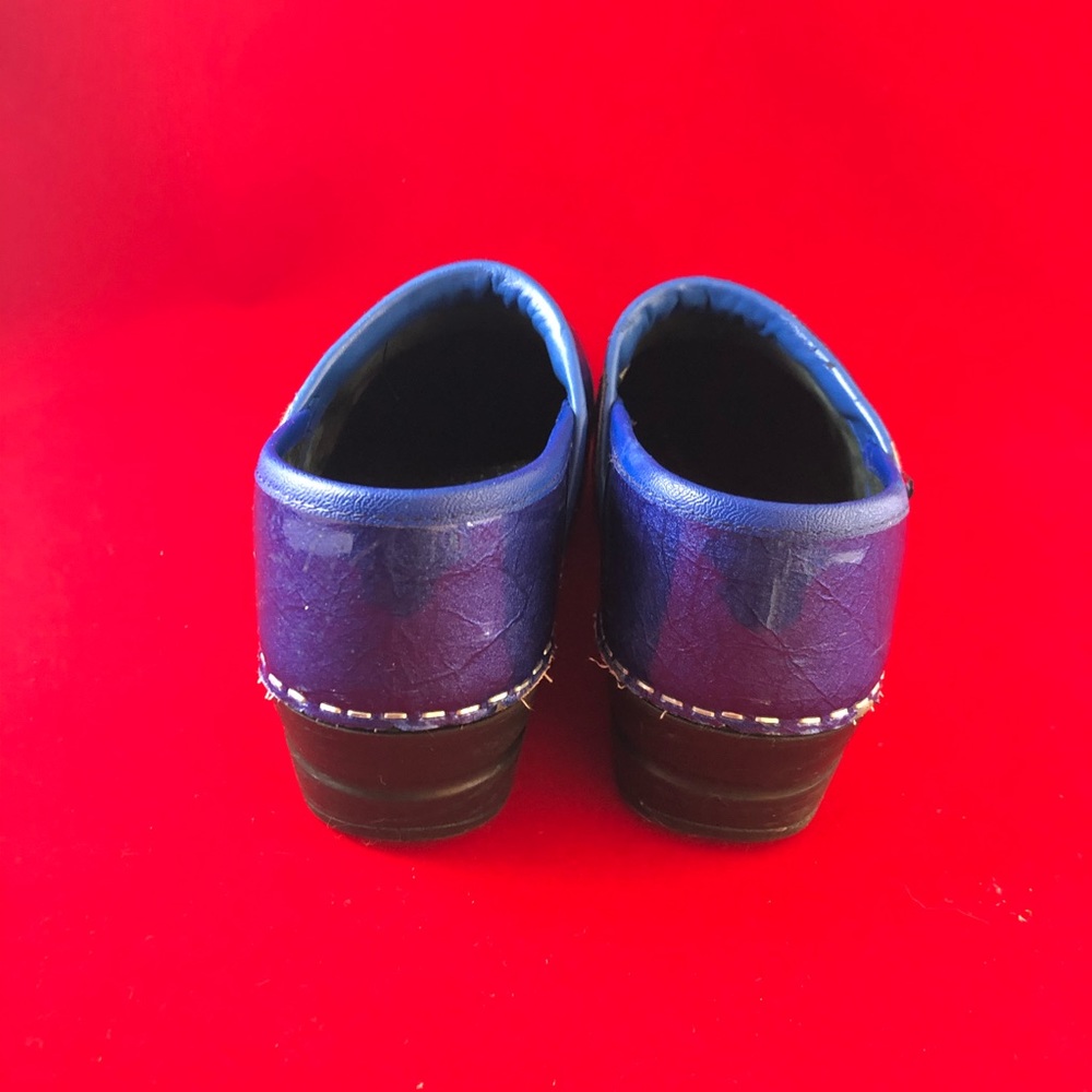 Sanita Shiny Blue Nursing Clogs EU 37 US 6.5 - 7 - Picture 8 of 13